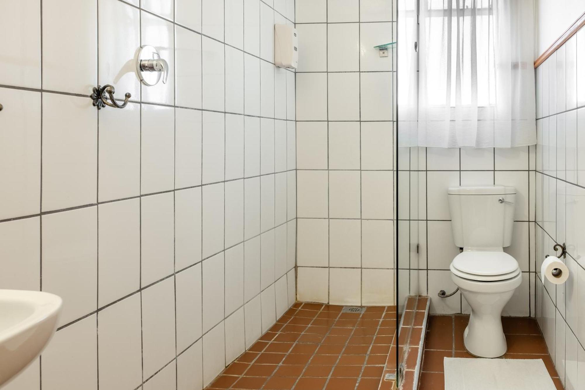 Karoo Country Inn Middelburg  Экстерьер фото